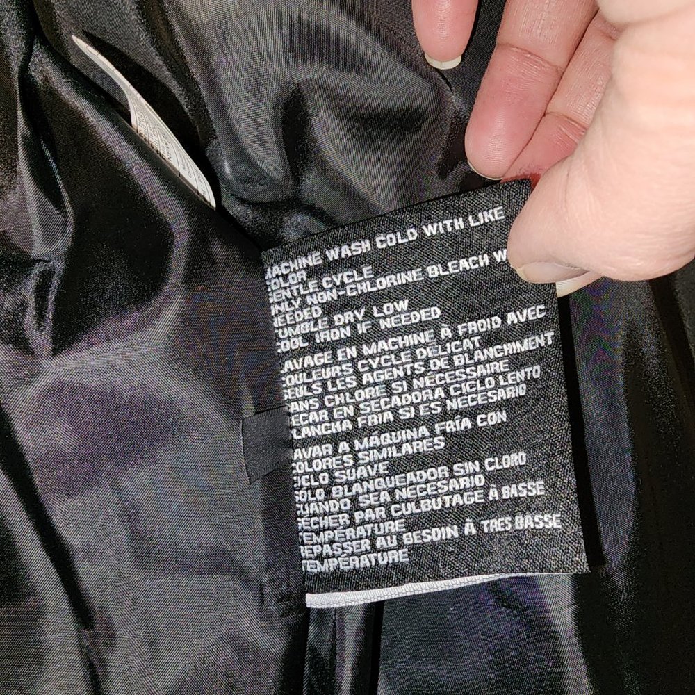 Guess Women's Hooded Puffer Coat Black, Size Large - Picture 11 of 12